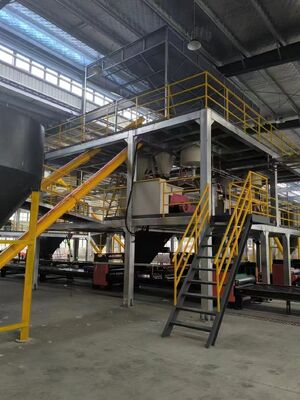 壁パネル形成機械 XPS 隔熱タイルバックボード生産ラインを装備