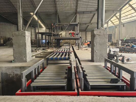 原材料の湿度8~12%と出力製品の幅600~2000mmで最適な動作温度20~80°Cを保つストローボード機械