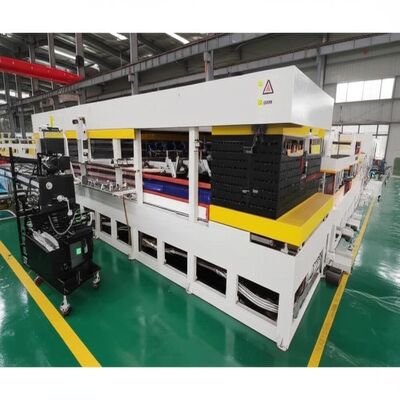 熱処理 サンドウィッチパネルマシン 32 メートルの長さのバックウォールパネル生産のための Cr12 レーザーブレード